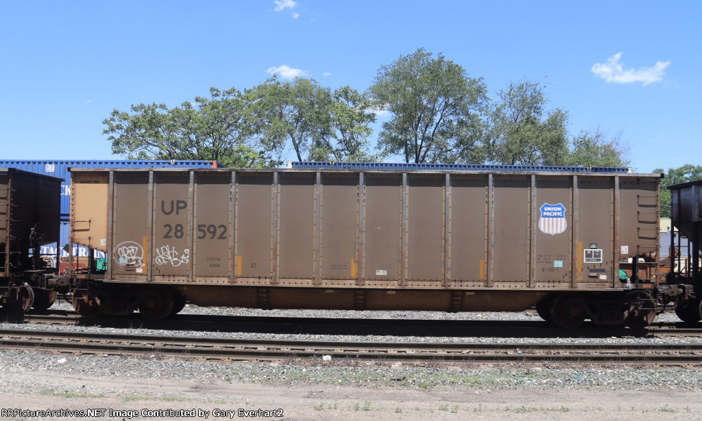 UP 28592 - Union Pacific